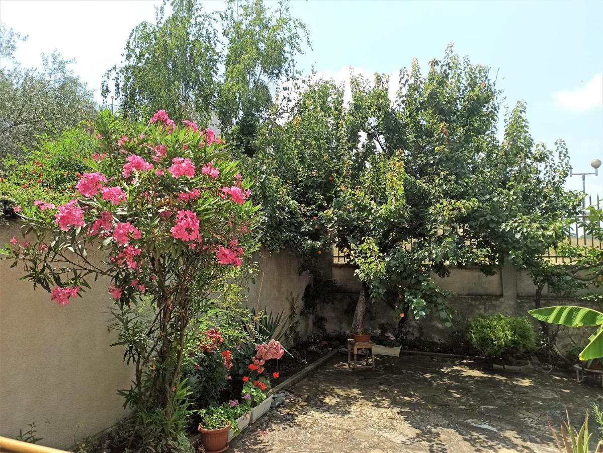 Room For Two In House Of Relax Achtopol Exterior foto
